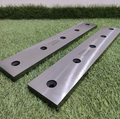 Shear blade anatomy diagram showing length, width, thickness, bevel angle and clearance